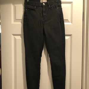 Black MUDD jeggings (juniors)